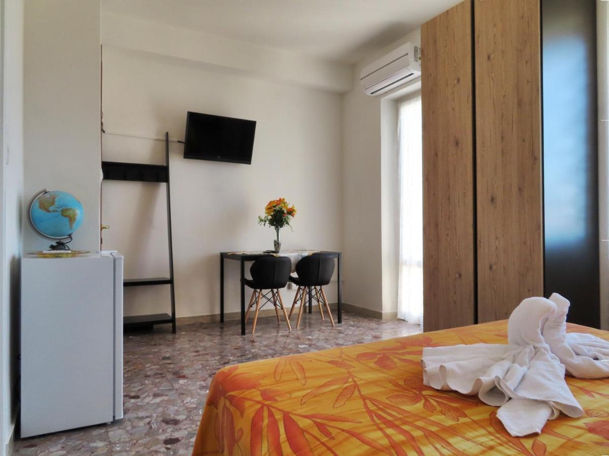 B&B La Magnolia Каприно-Веронезе Экстерьер фото