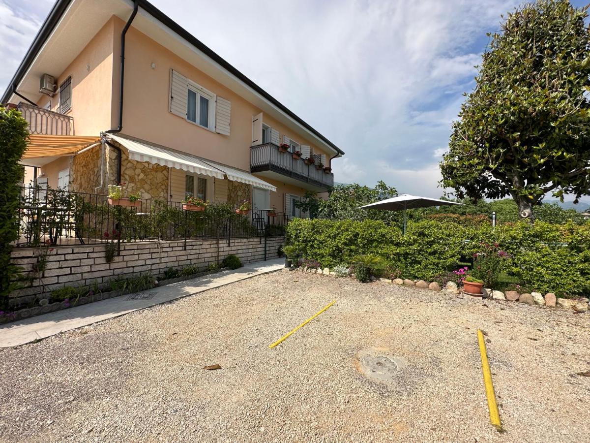 B&B La Magnolia Каприно-Веронезе Экстерьер фото