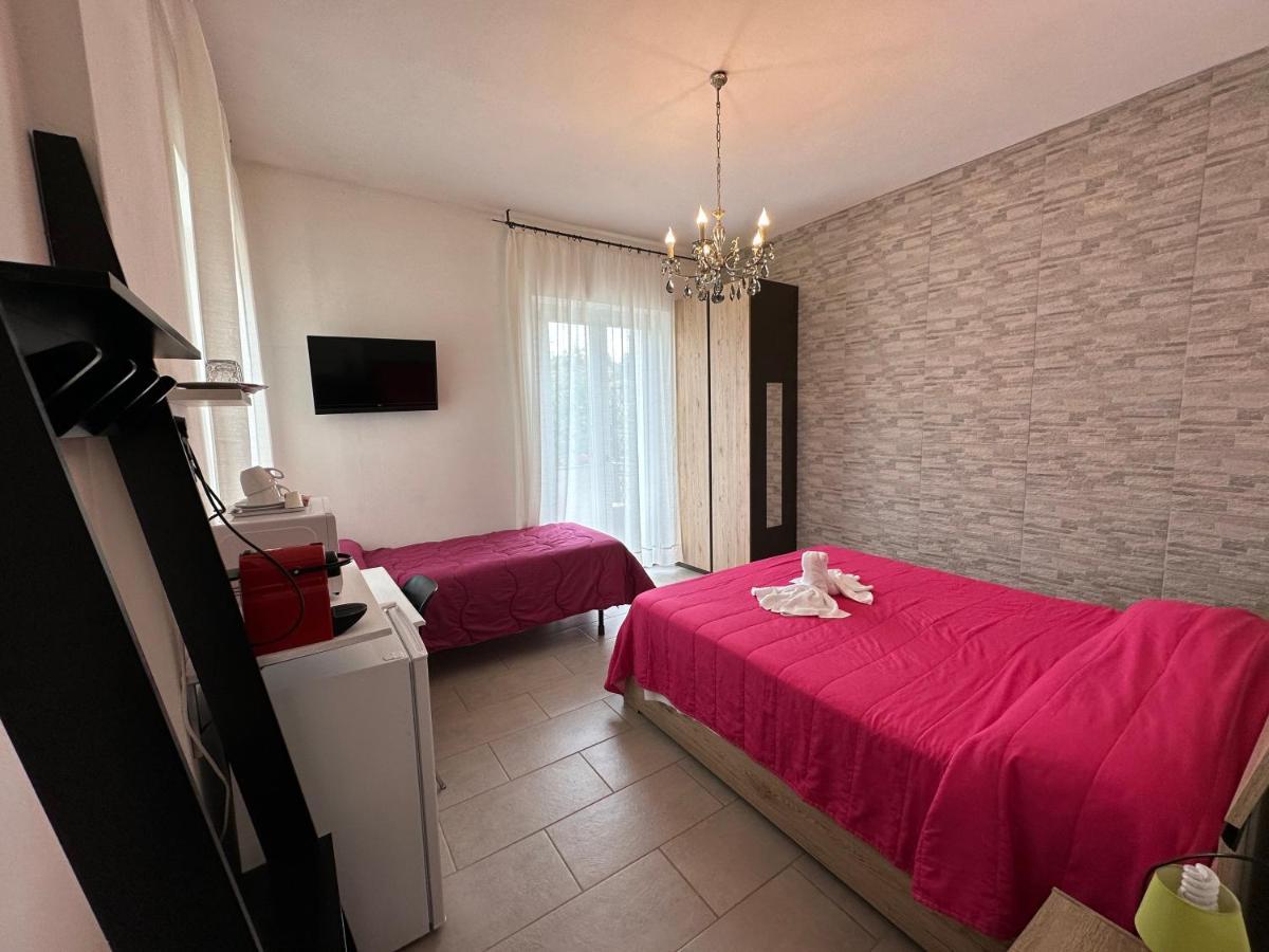 B&B La Magnolia Каприно-Веронезе Экстерьер фото